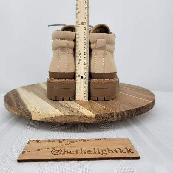 Marc Fisher LTD Women's Cairy Hiking Boots Size: 9.5M - Picture 4 of 8